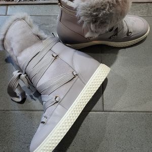 Aerosols Zoya Lace Up Fur Boots, Women's size 9.5